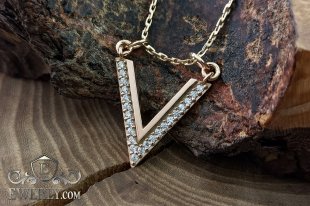 Gold pendant - letter "V" with stones, фото